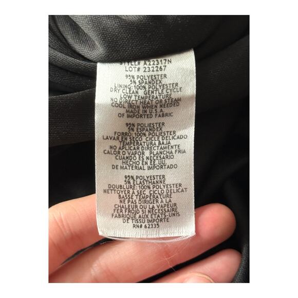 Betsy Adams asymmetric single long sleeve gown dress black size 10 - Picture 7 of 8